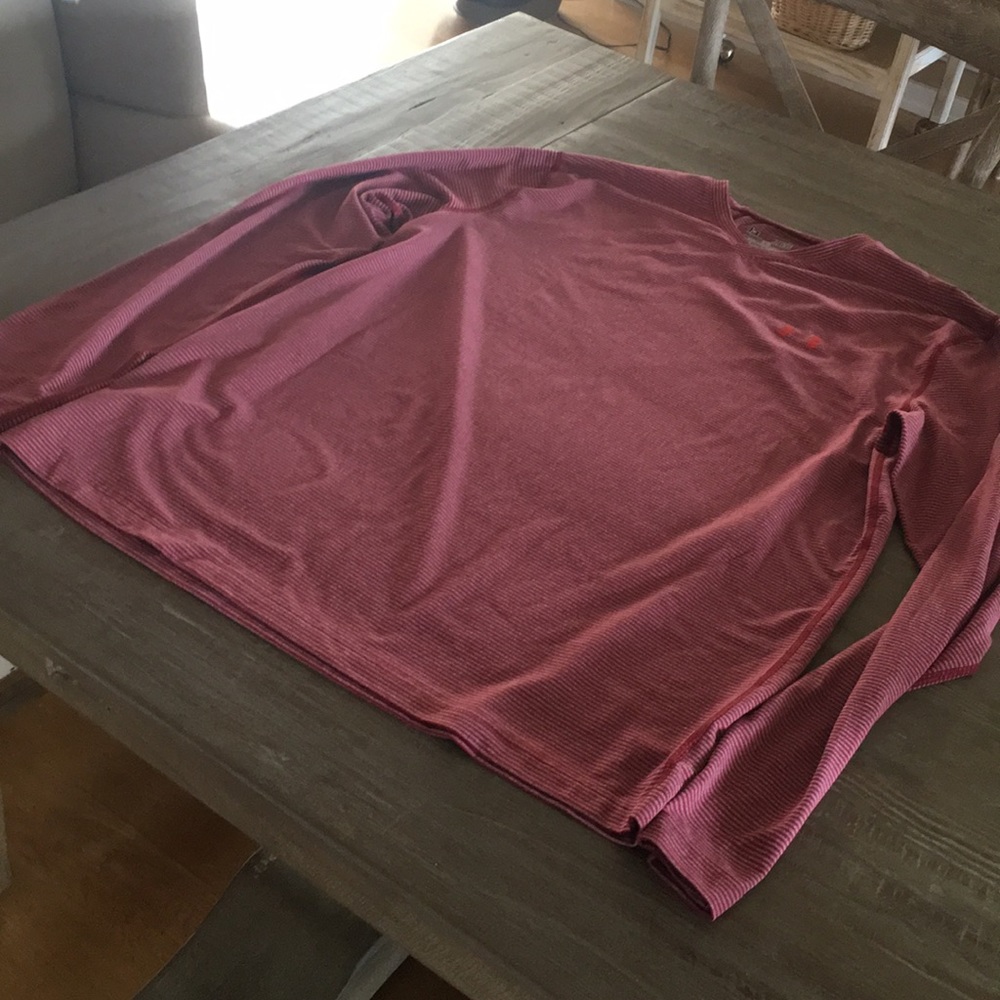 Fitted cold gear under Armour shirt